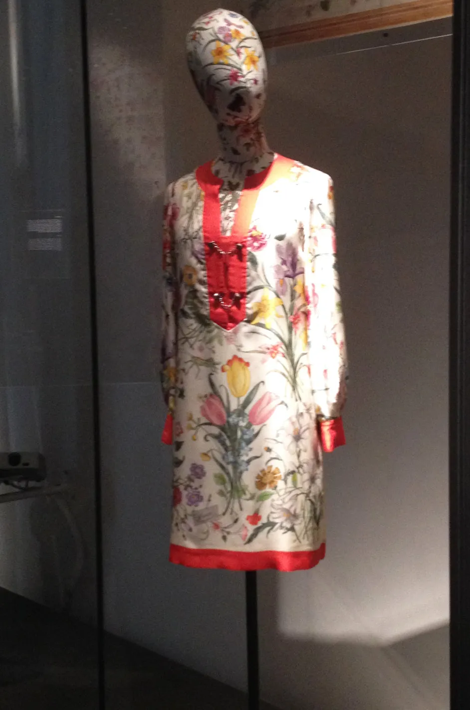 1970s Gucci Ad Campaign Flora Fauna Screen Printed Silk Shift Dress