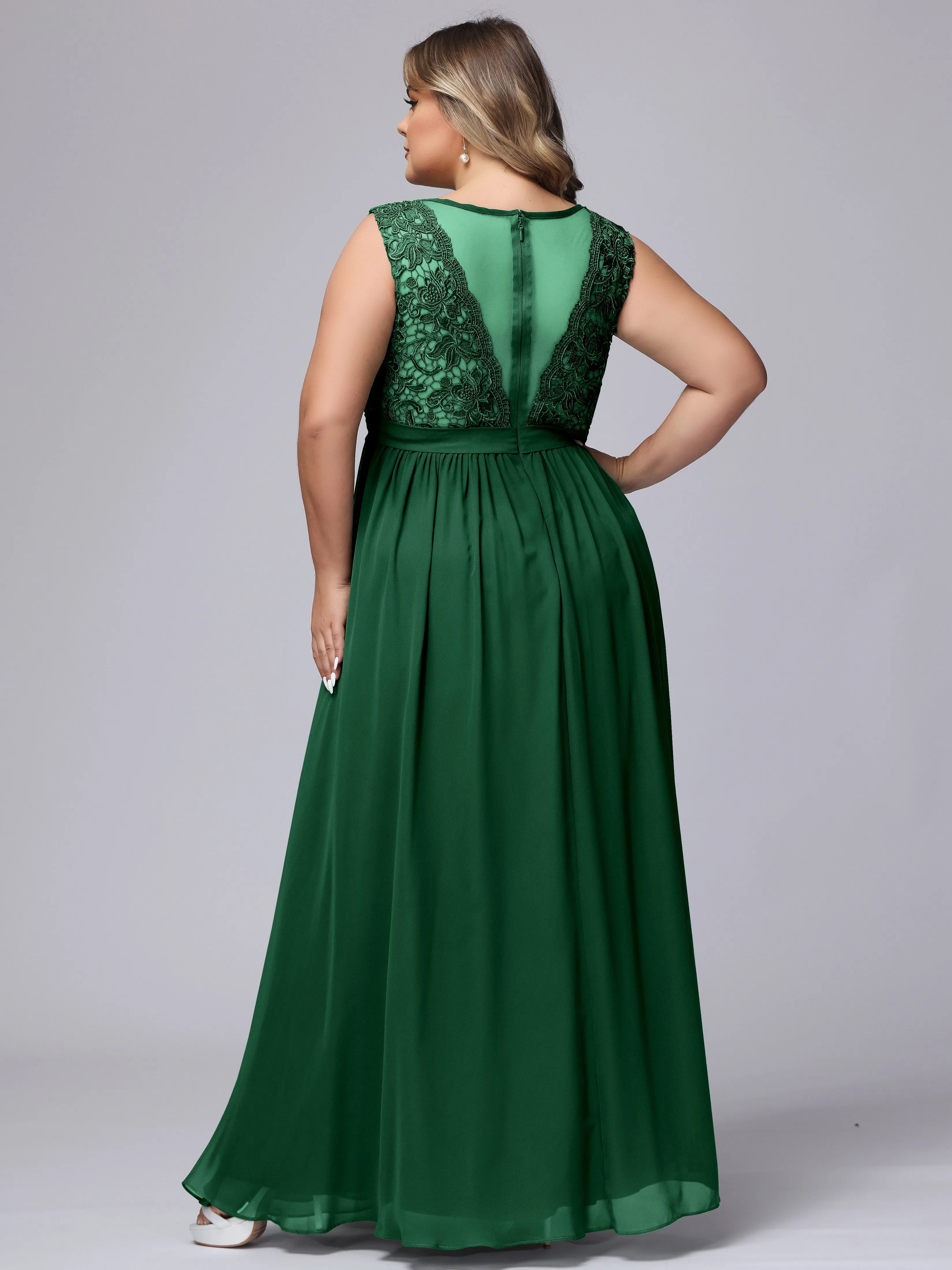 A-Line Sleeveless Lace Top Chiffon Plus Size Bridesmaid Dresses