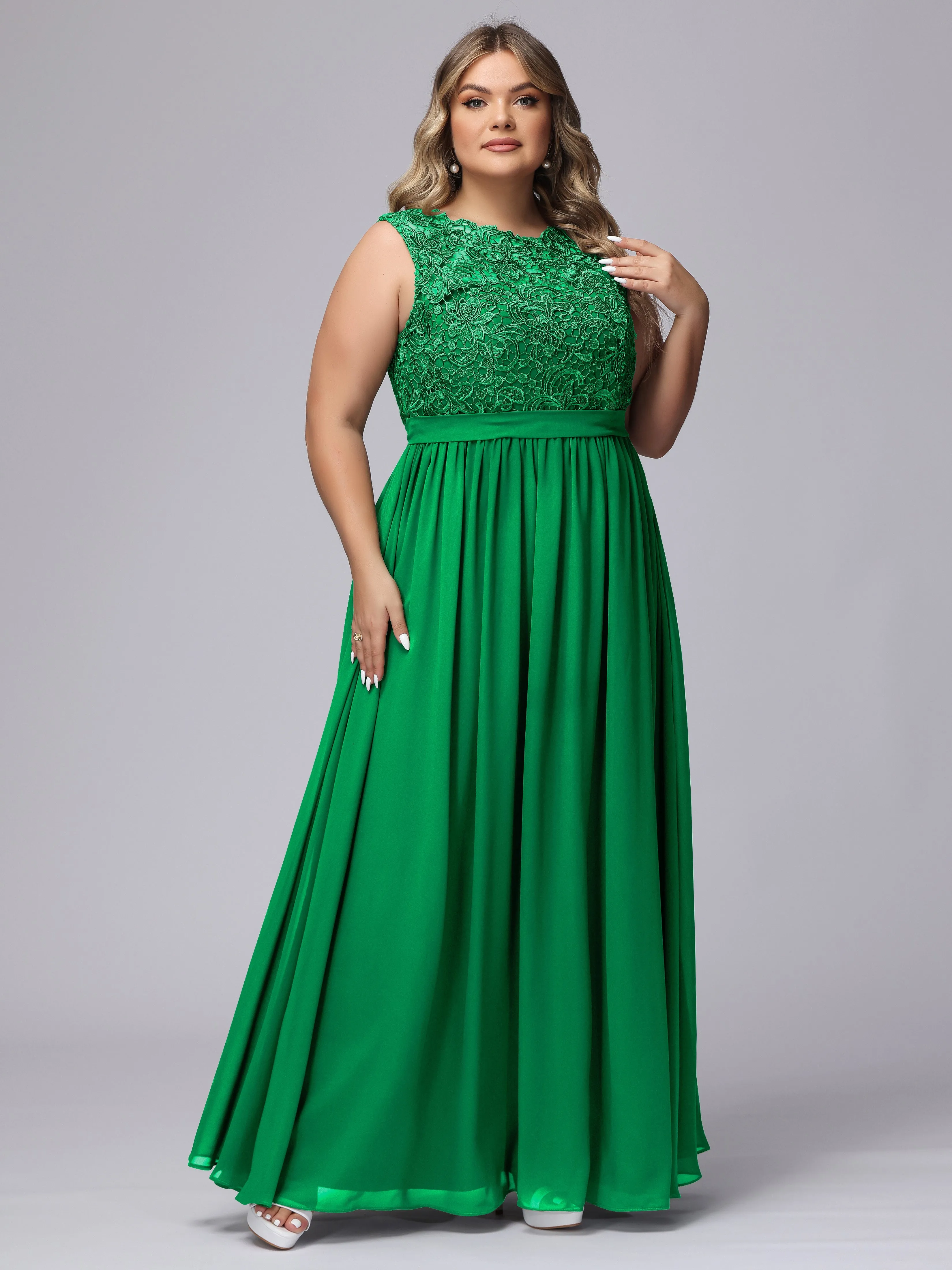A-Line Sleeveless Lace Top Chiffon Plus Size Bridesmaid Dresses