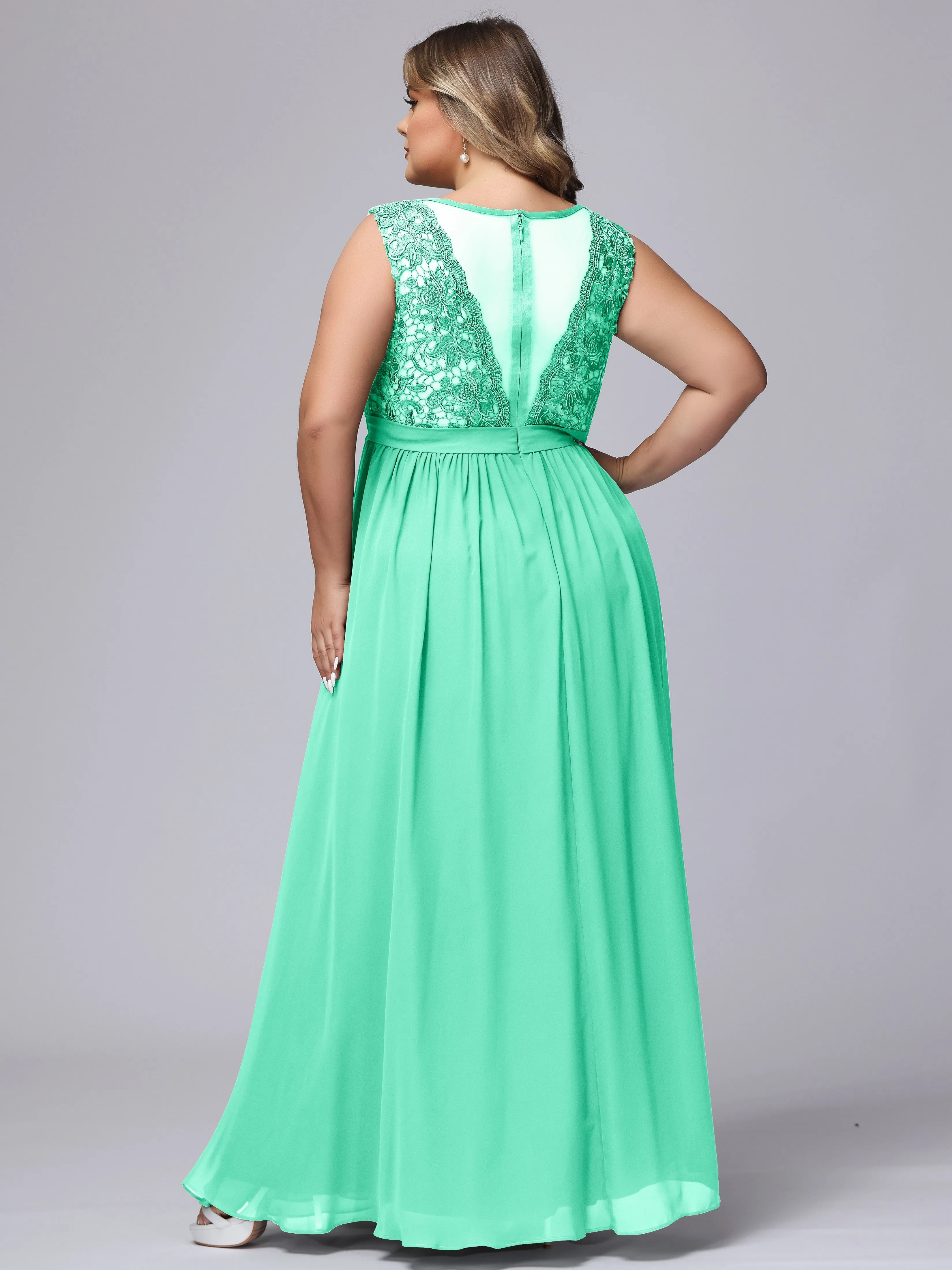 A-Line Sleeveless Lace Top Chiffon Plus Size Bridesmaid Dresses