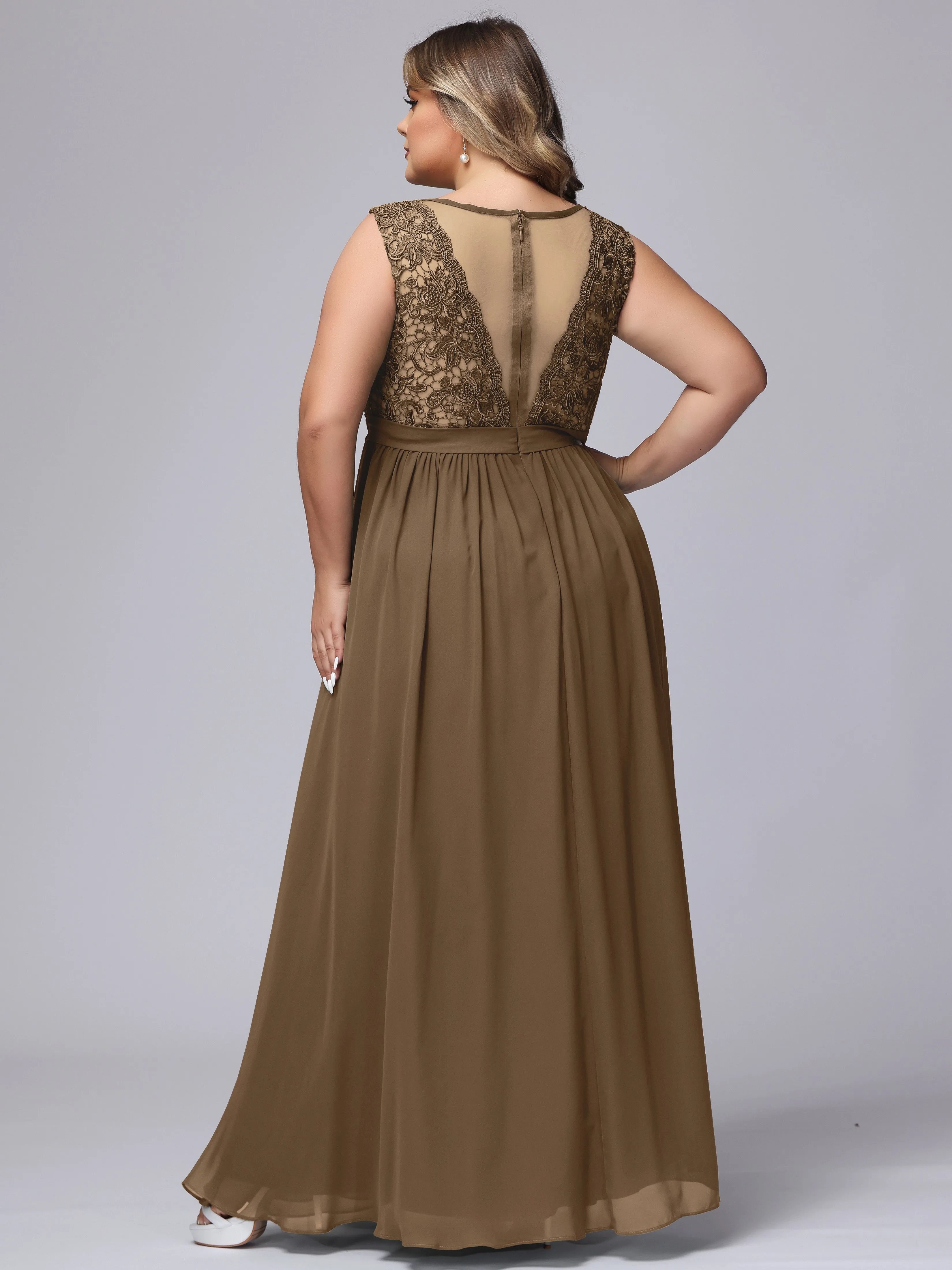 A-Line Sleeveless Lace Top Chiffon Plus Size Bridesmaid Dresses