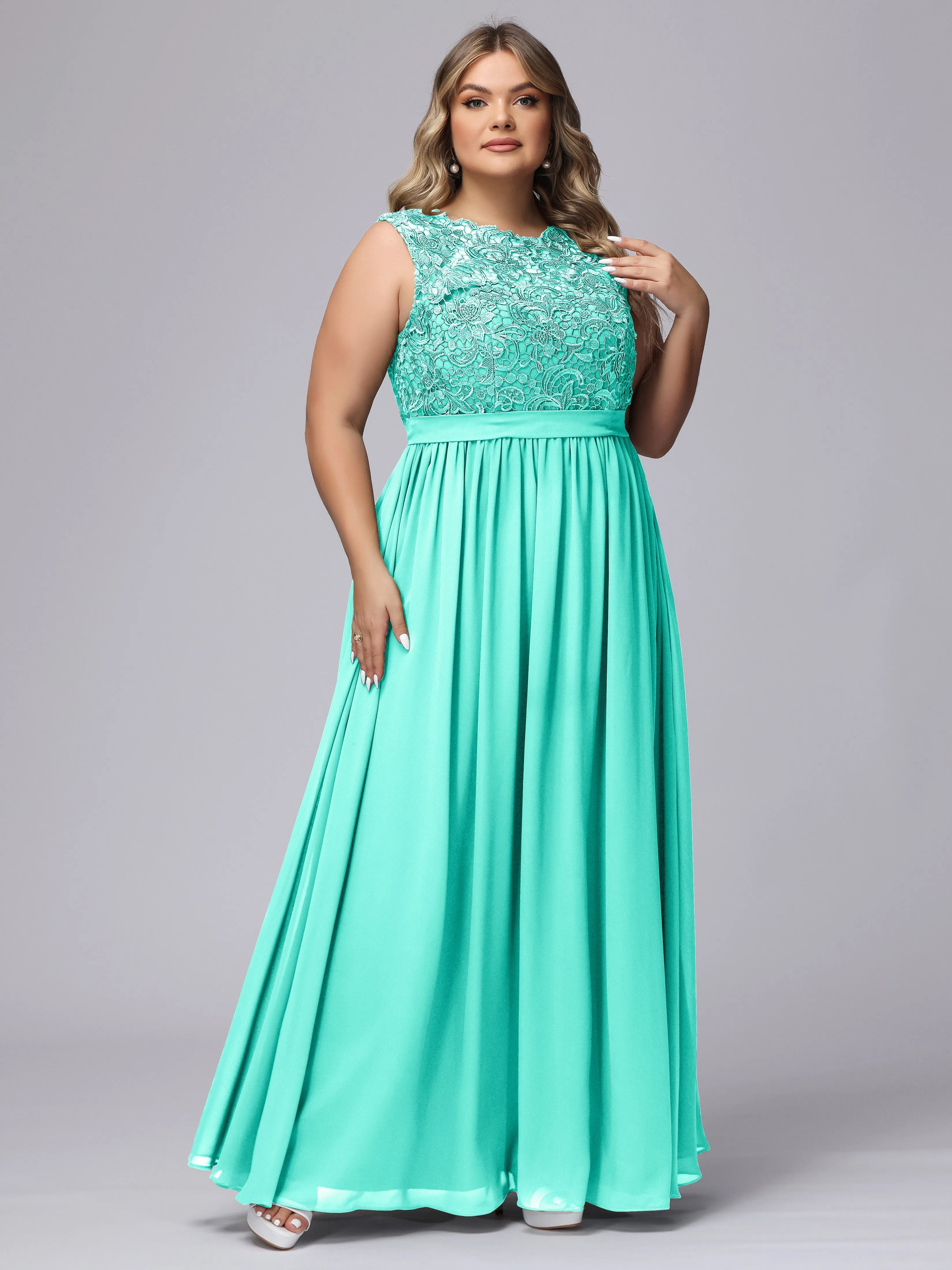 A-Line Sleeveless Lace Top Chiffon Plus Size Bridesmaid Dresses