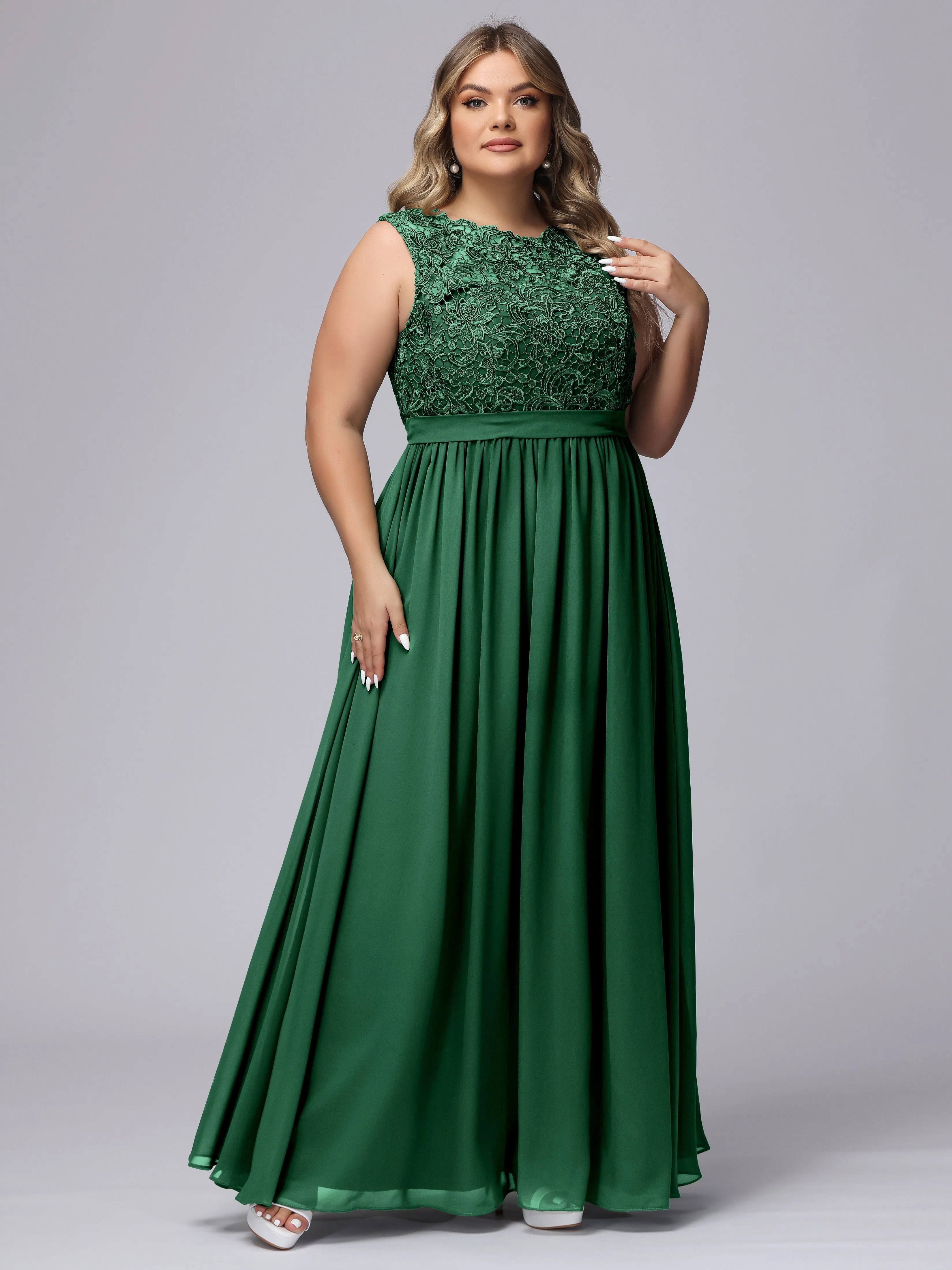 A-Line Sleeveless Lace Top Chiffon Plus Size Bridesmaid Dresses