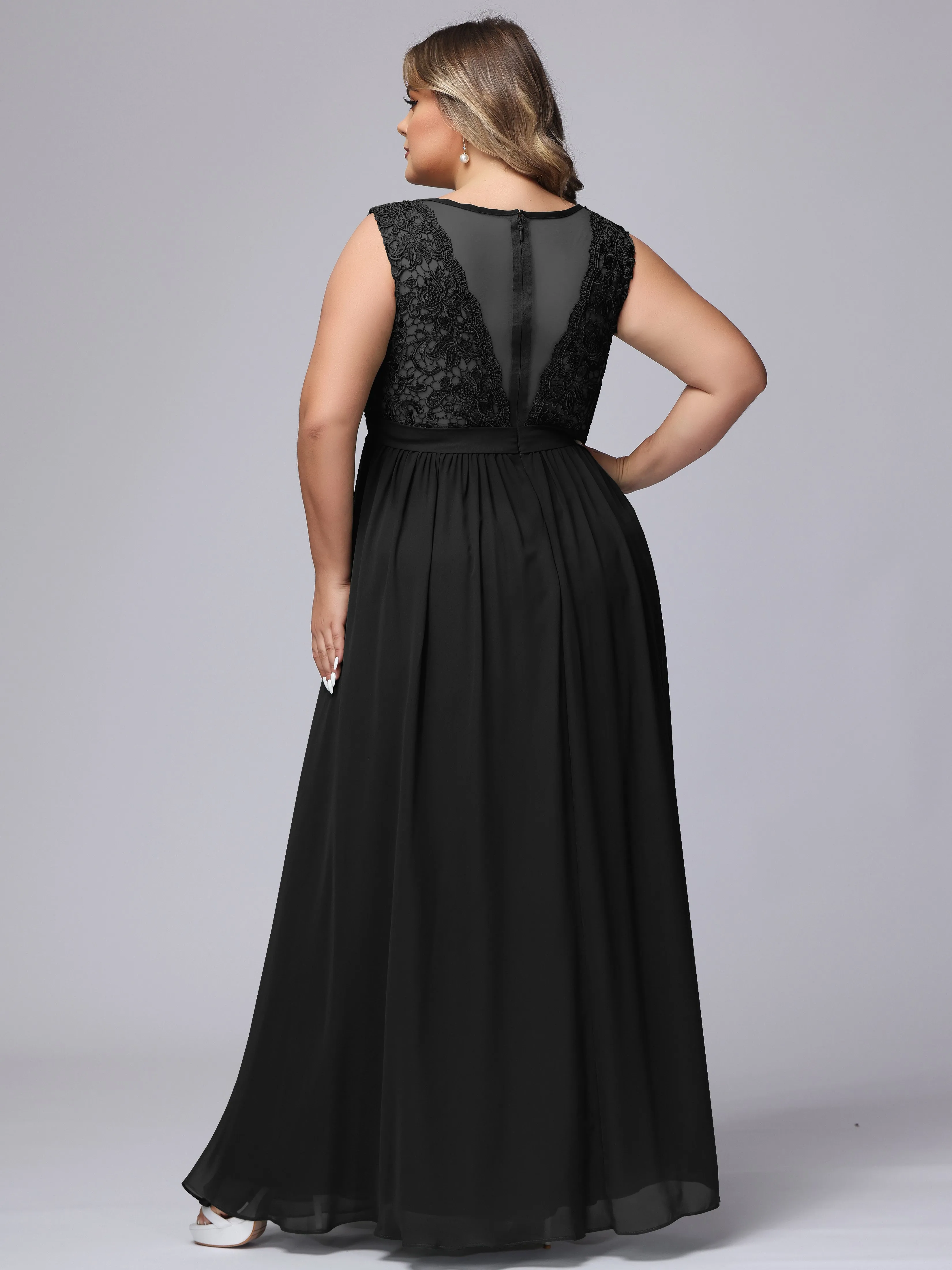 A-Line Sleeveless Lace Top Chiffon Plus Size Bridesmaid Dresses