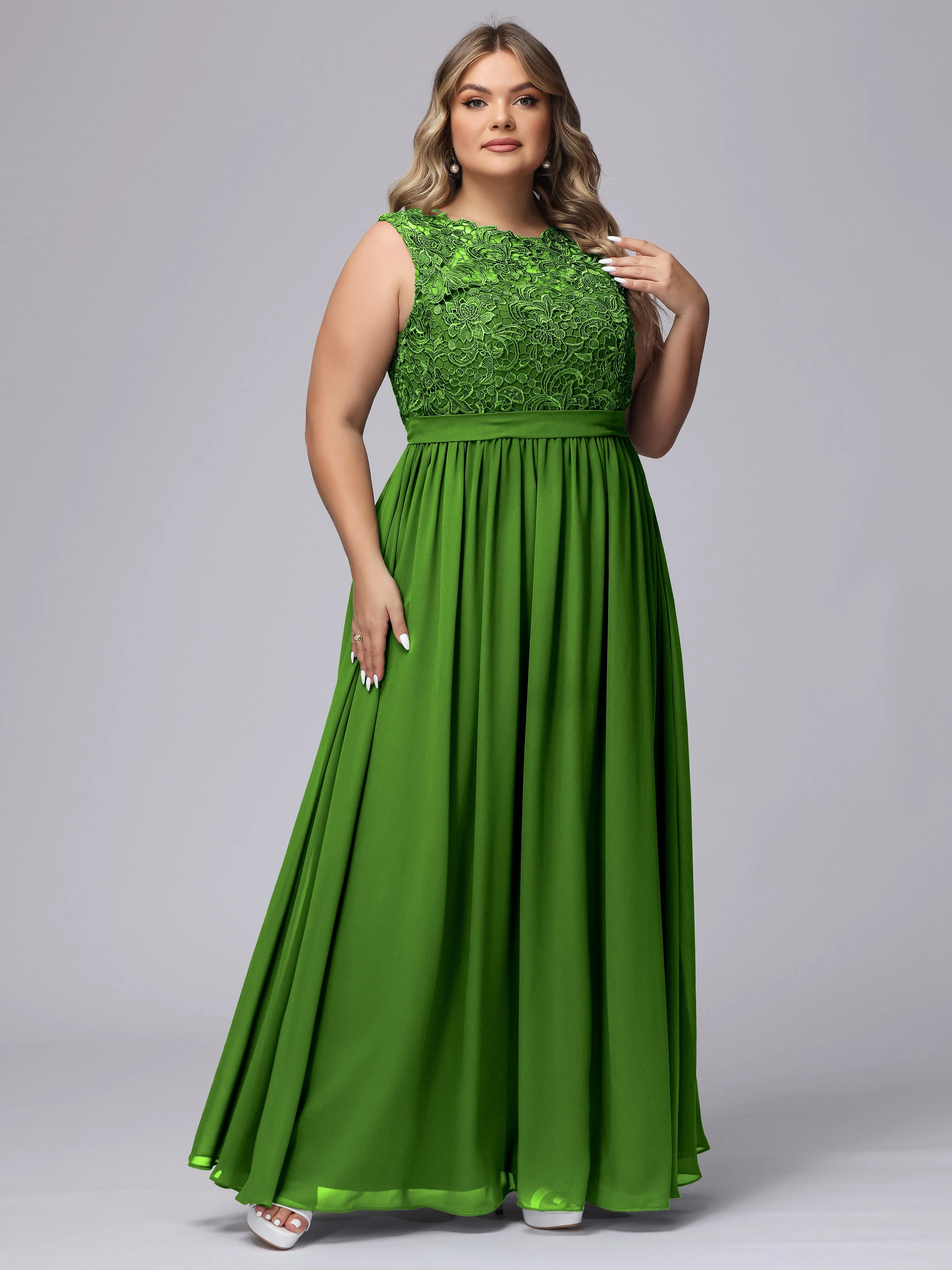 A-Line Sleeveless Lace Top Chiffon Plus Size Bridesmaid Dresses