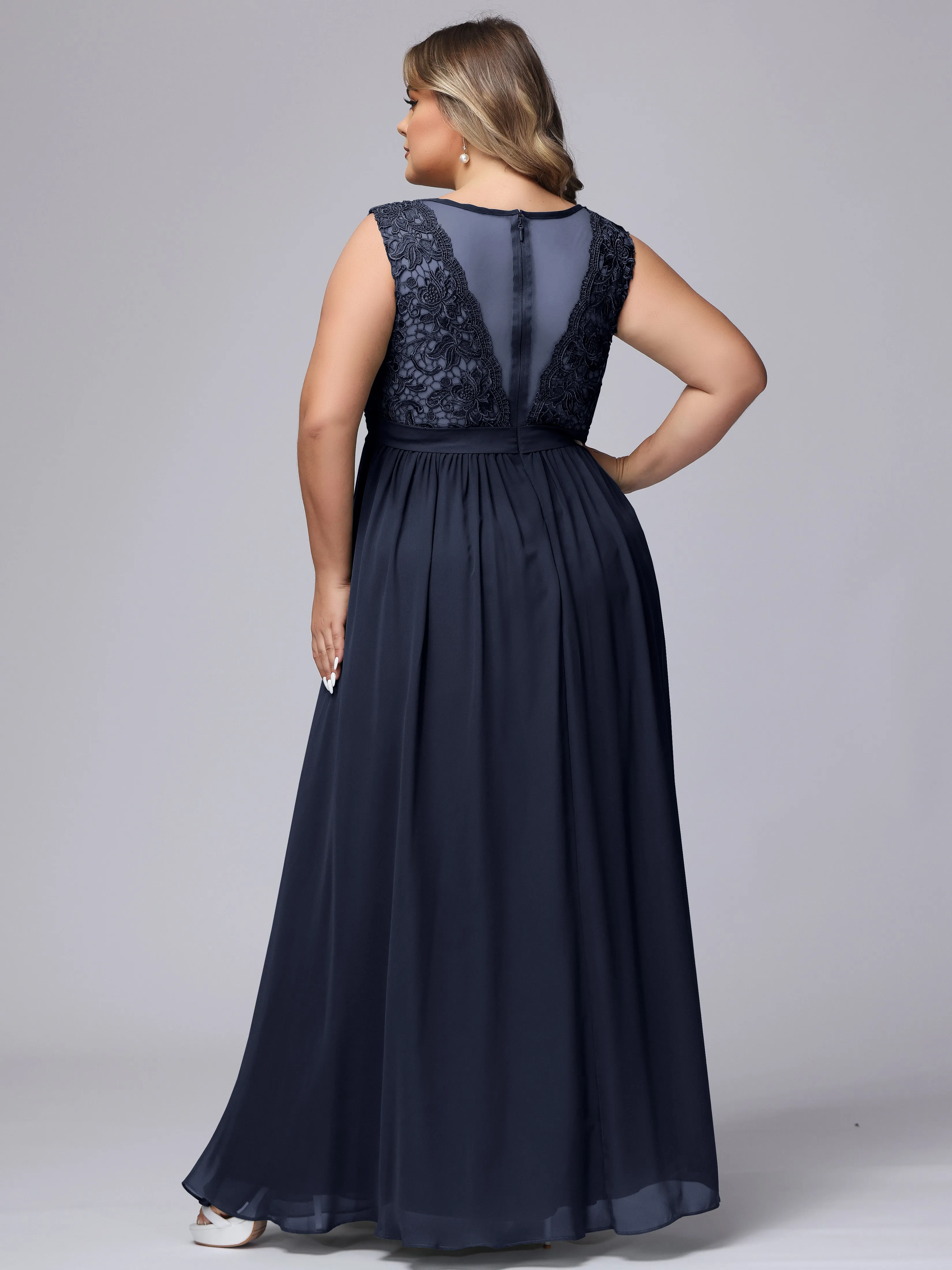 A-Line Sleeveless Lace Top Chiffon Plus Size Bridesmaid Dresses