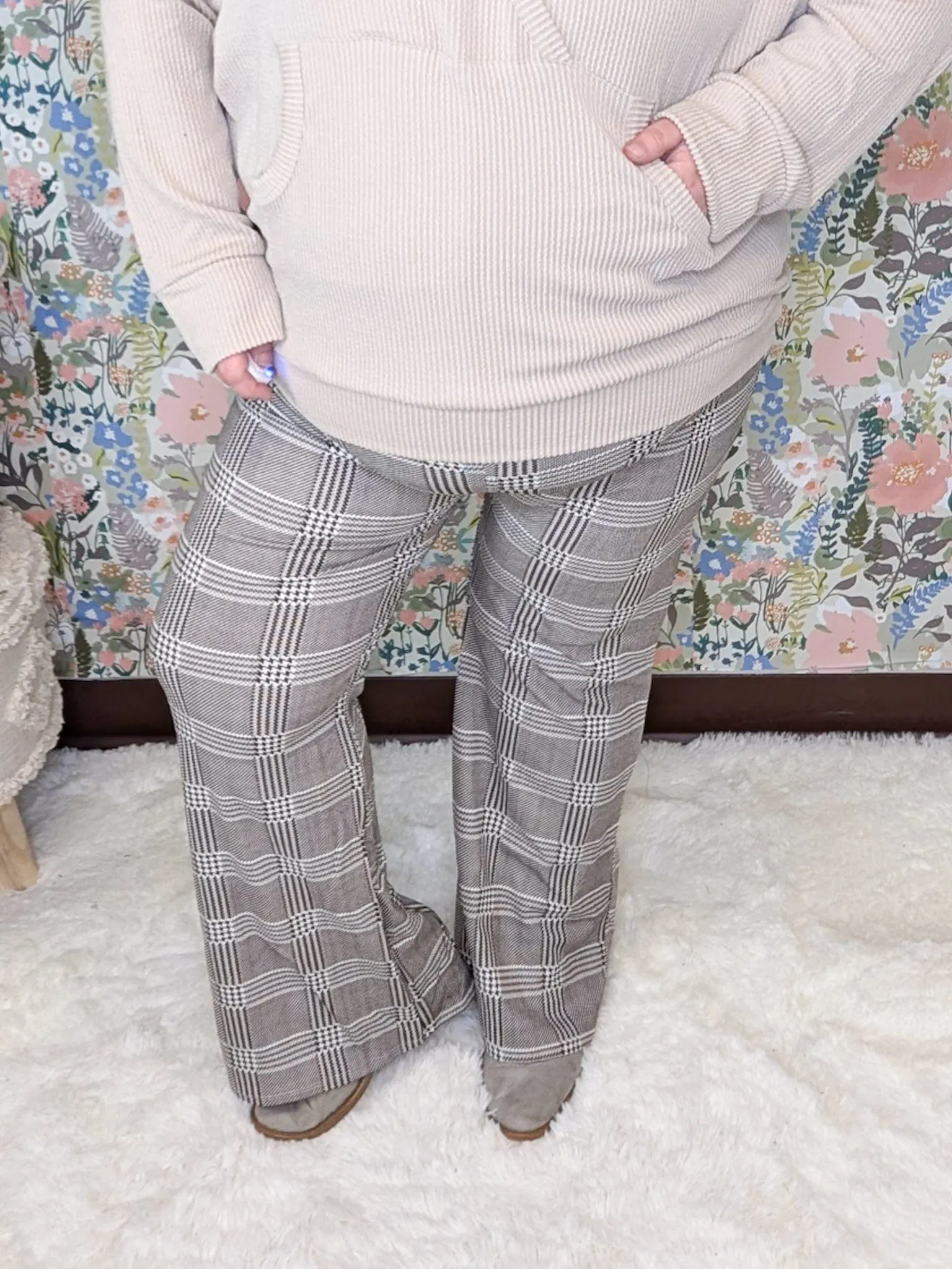 Angelica Bootcut Pull-on Pants in Brown Plaid