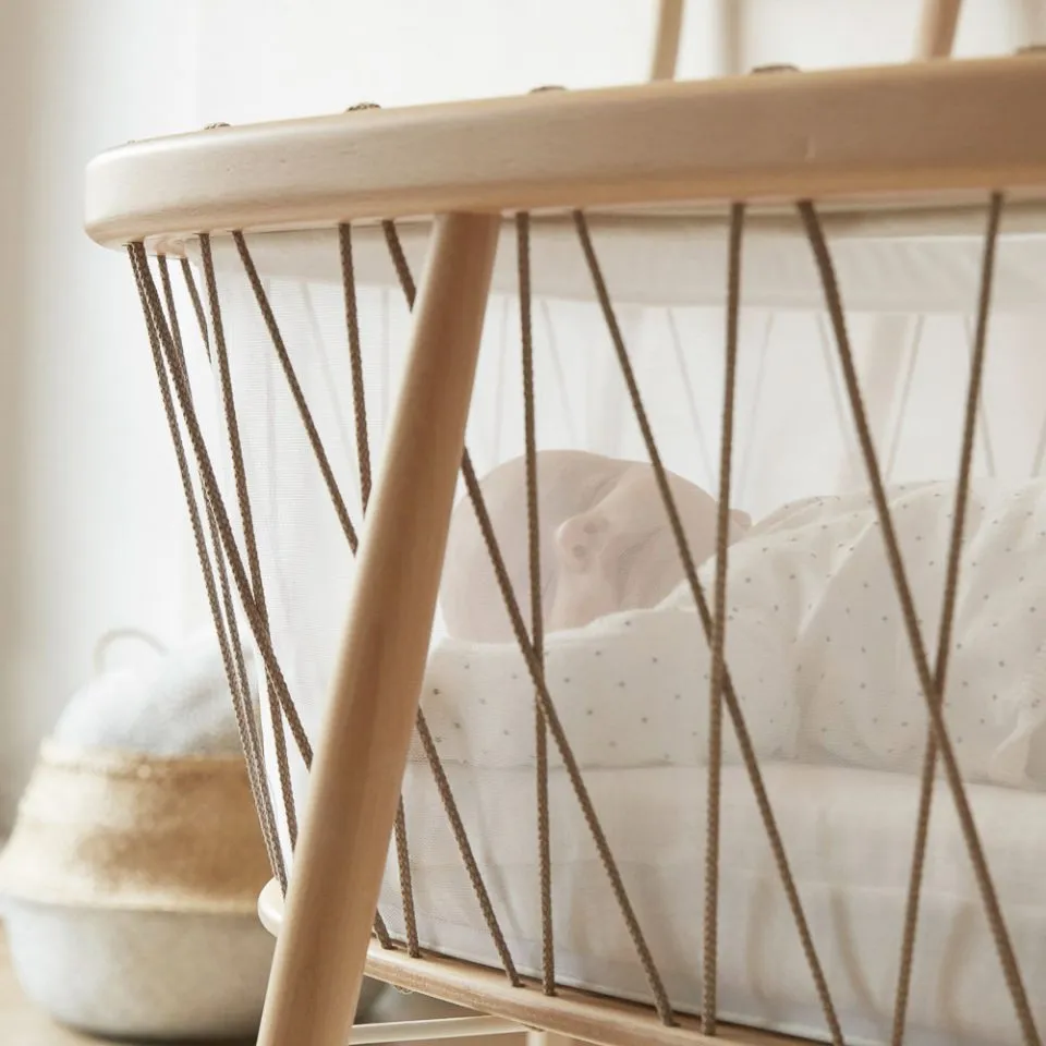 Charlie Crane Kumi Cradle Hazelnut