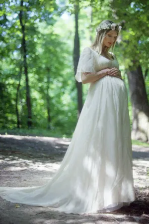 Country V-neck Short Sleeve Lace Pleated Maternity Wedding Dress-715521