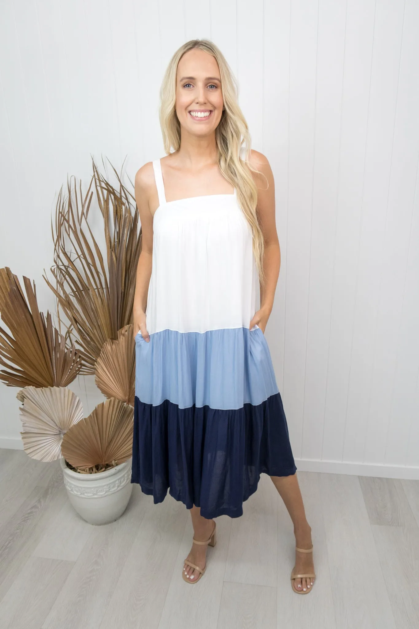 Cyprus Dress- White/blue/navy