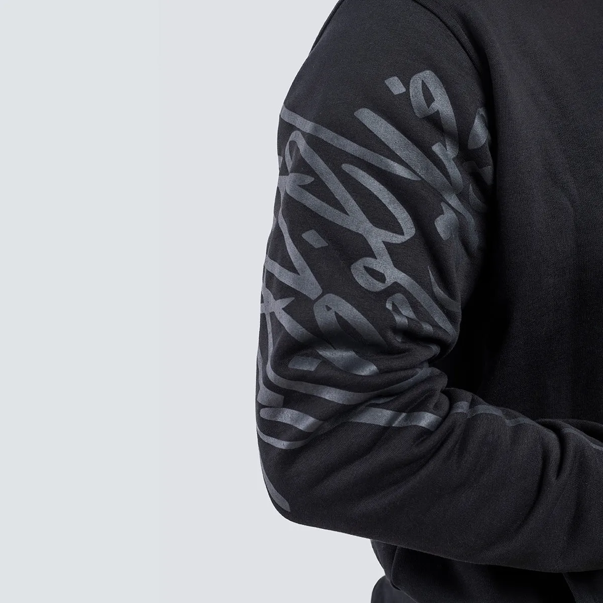 Feek Entawa Hoodie. Black