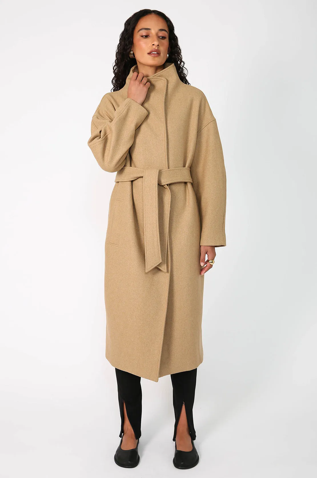 funnel coat / camel