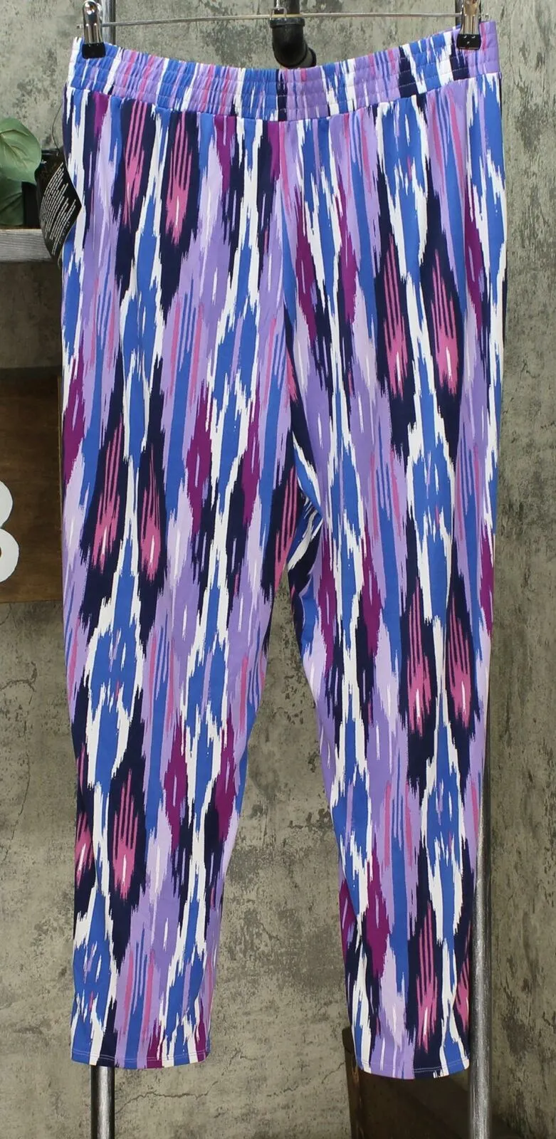 IMAN Women's City Chic Ikat Jersey Knit Ankle Pants