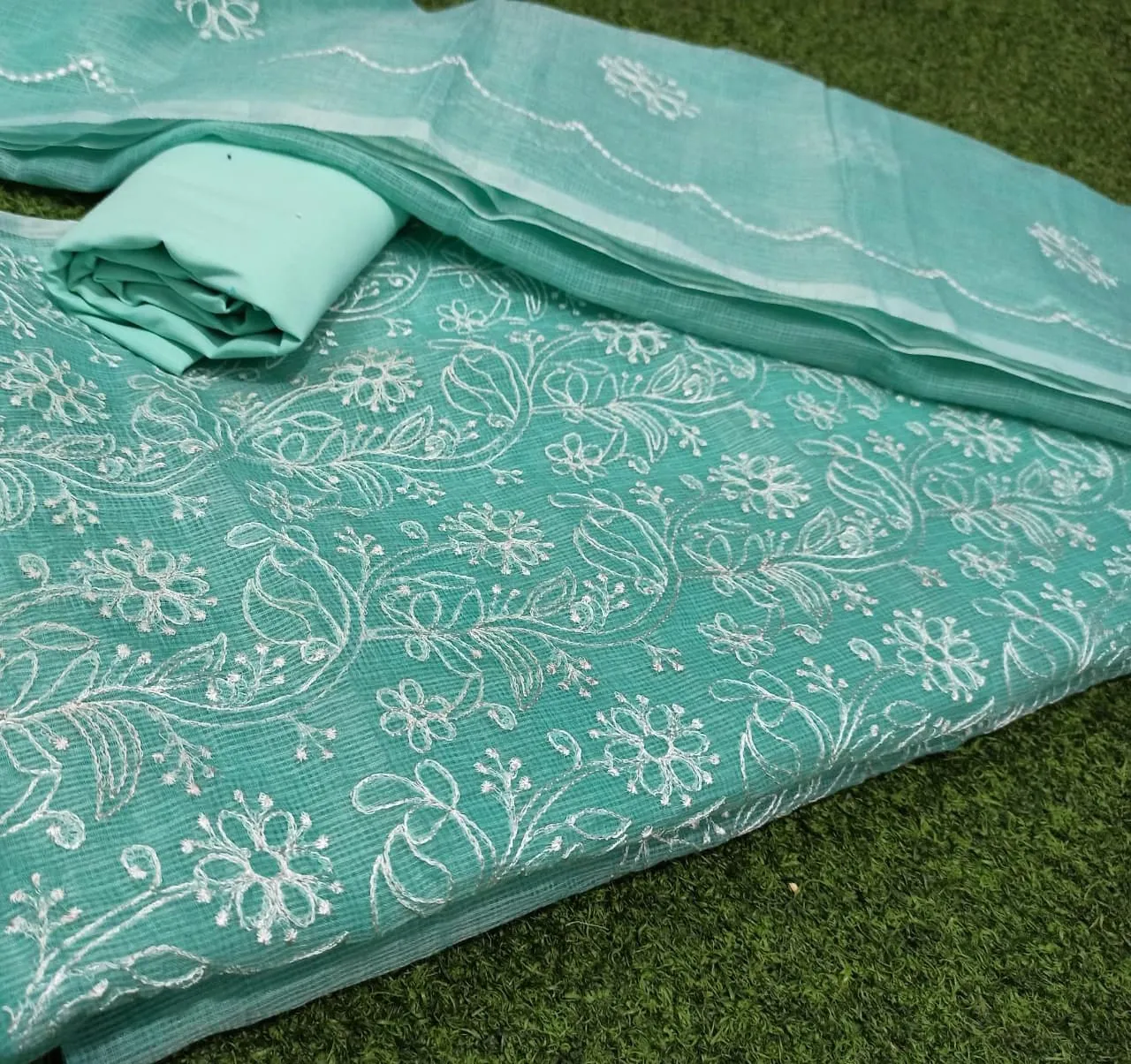 Kota Doriya Suit In Sea Green