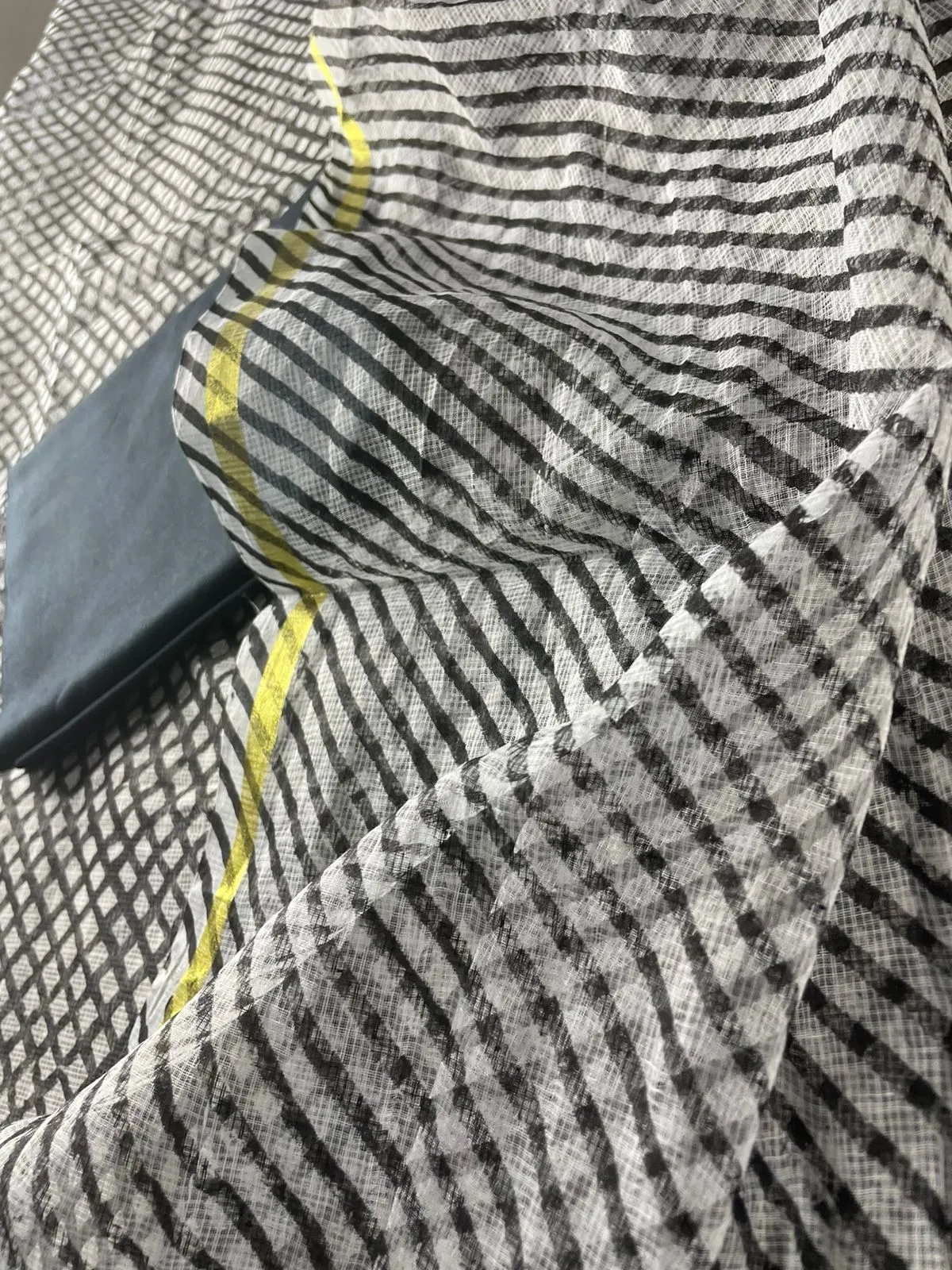 Kota Leheriya hi Suit  In Black