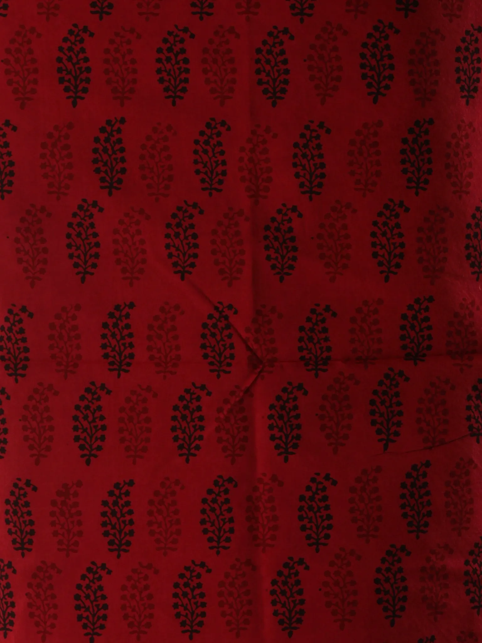 Magenta Black Red Bagh Hand Block Printed Cotton Suit-Salwar Fabric With Chiffon Dupatta (Set of 3) - SU01HB413