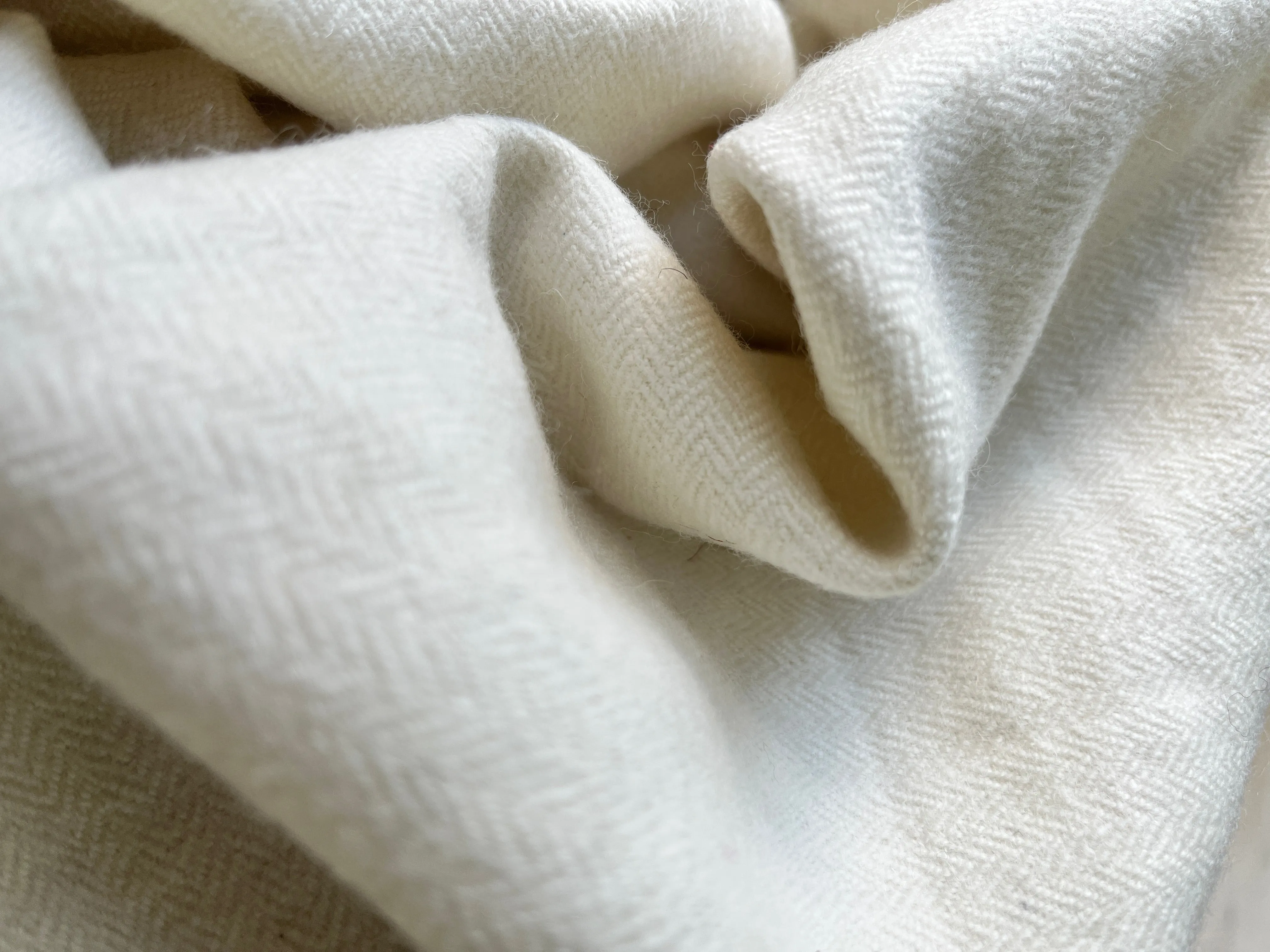 MERINO HERRINGBONE