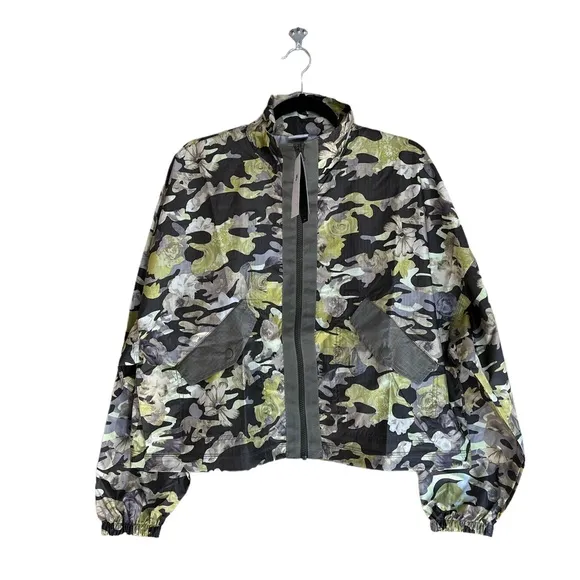 NWT Nike Women's Jackets &amp; Coats Nike Oversized Sportswear
