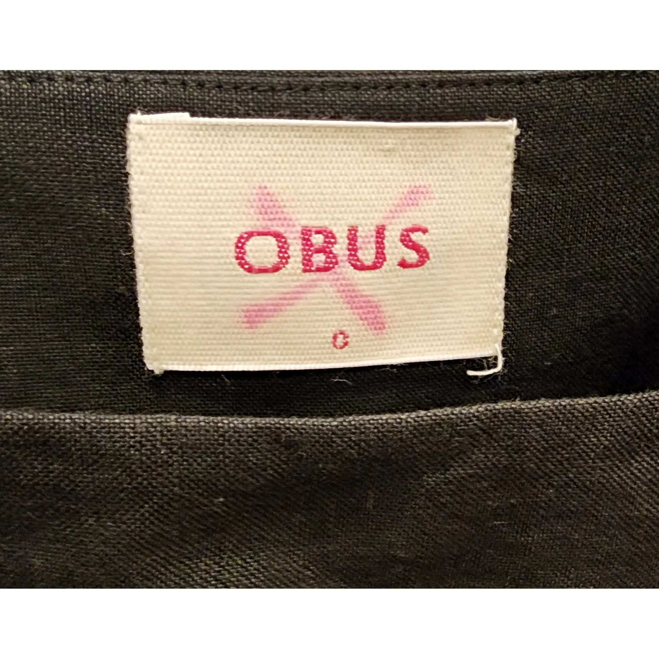 Obus preloved black linen-viscose adjustable sleeveless top size 0 (best fits sizes 6-8)