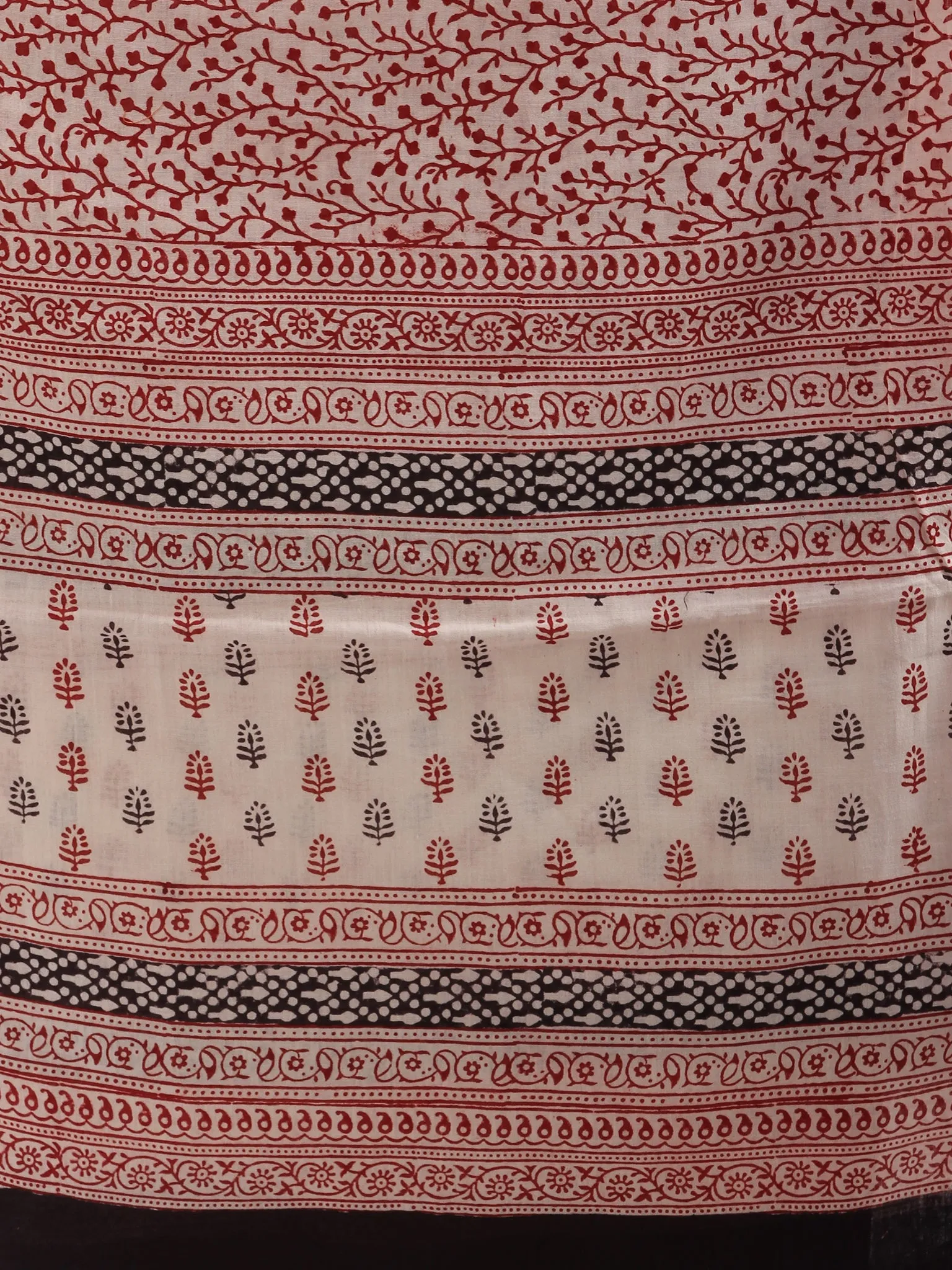 Off White Black Red Bagh Hand Block Printed Cotton Suit-Salwar Fabric With Cotton Dupatta (Set of 3) - SU01HB417