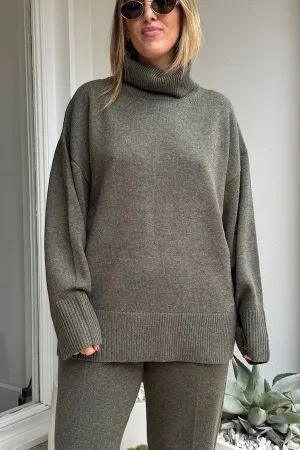 Pascal Cashmere Blend Turtleneck Army Green