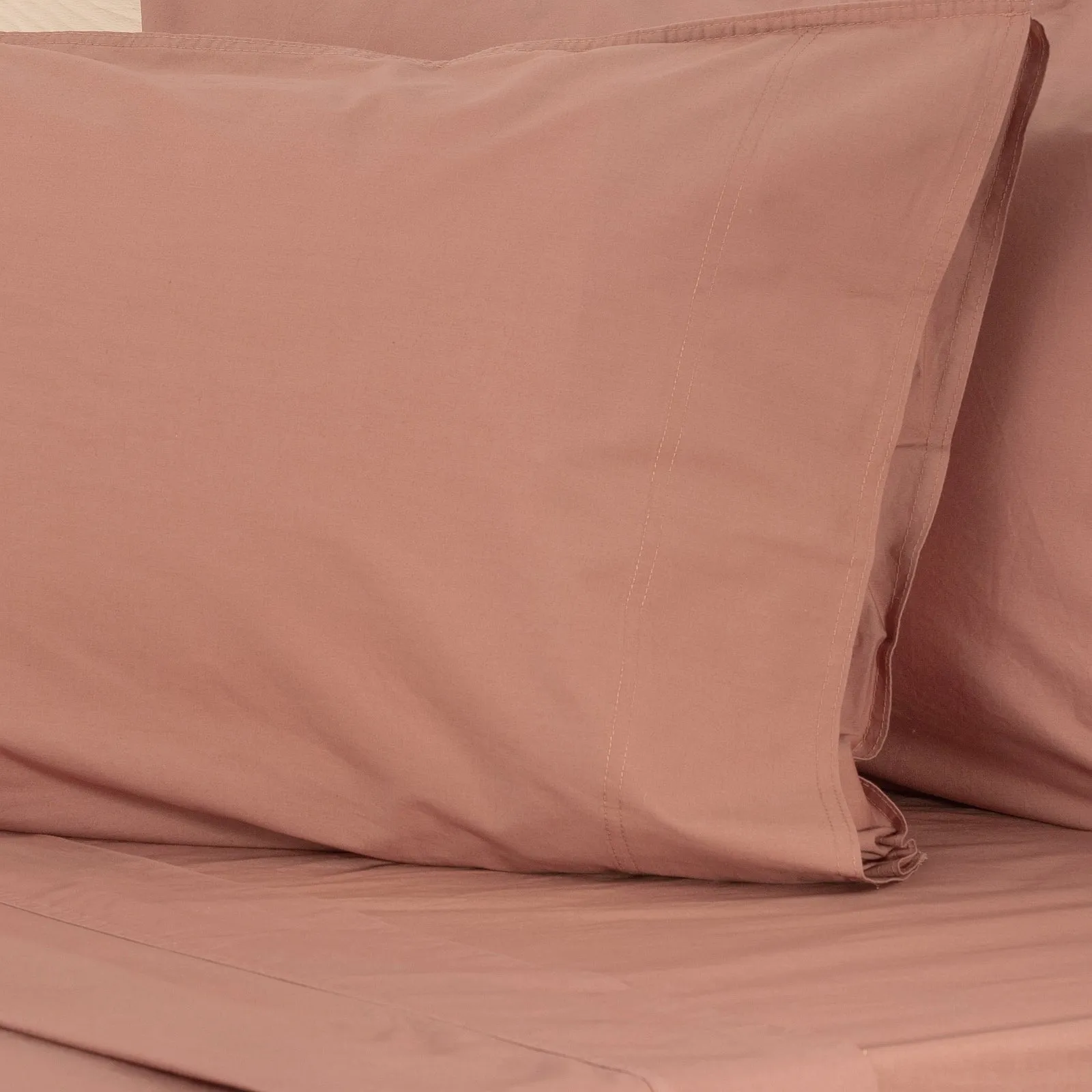 Renee Taylor Helena Vintage Stone washed Sheet Set - Redwood