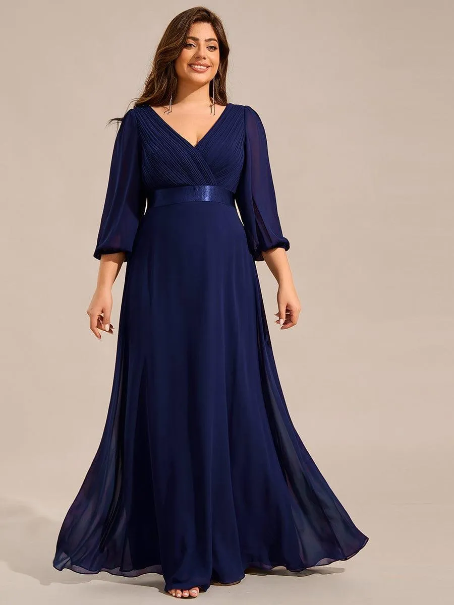 Robe de soirée trapèze taille empire en mousseline à manches longues