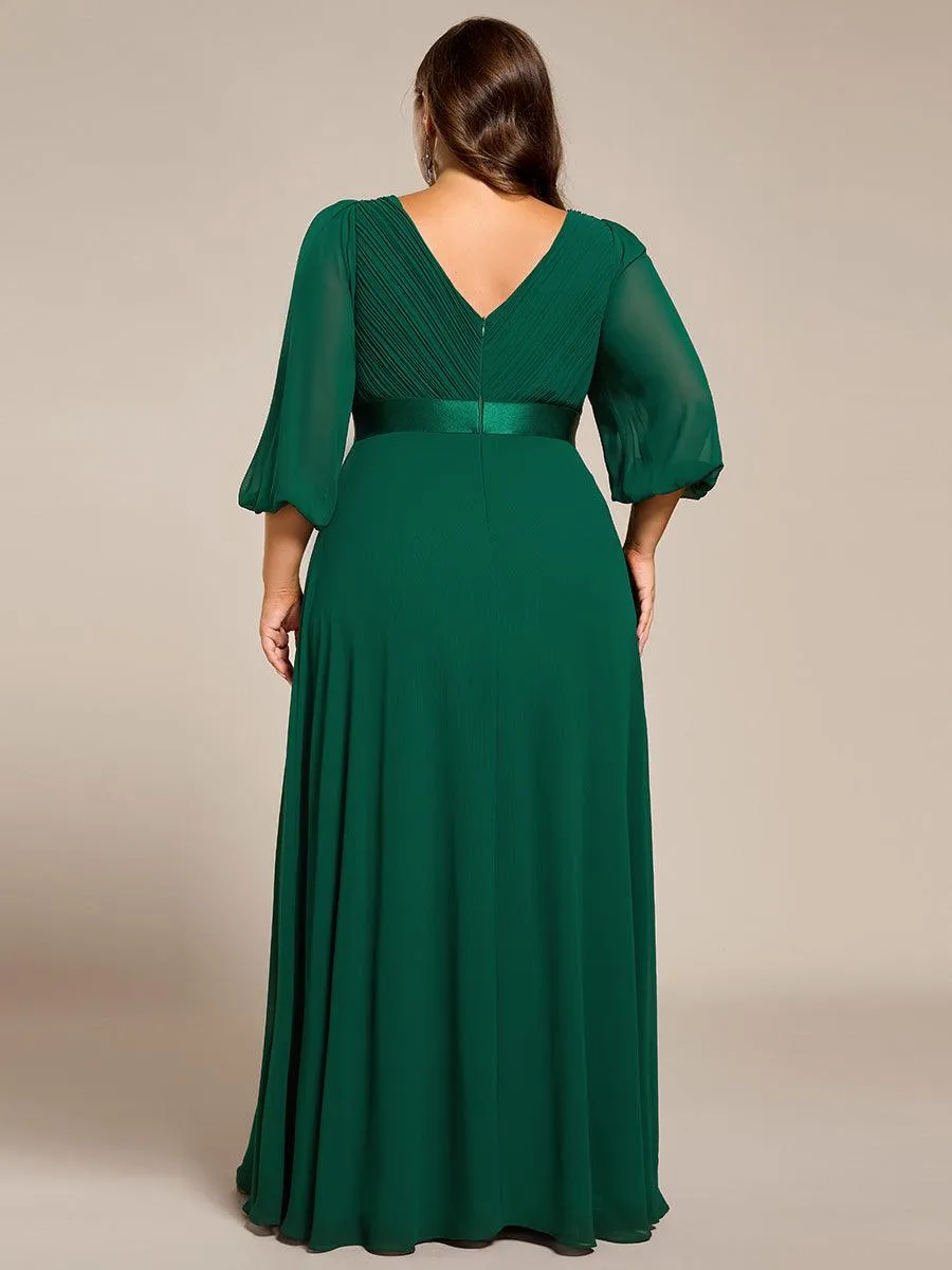 Robe de soirée trapèze taille empire en mousseline à manches longues