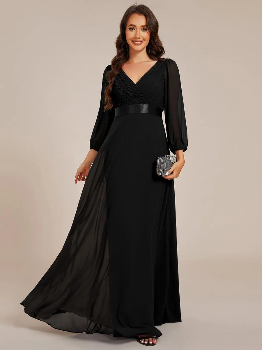 Robe de soirée trapèze taille empire en mousseline à manches longues