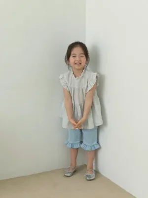 Ruffle bootcut pants