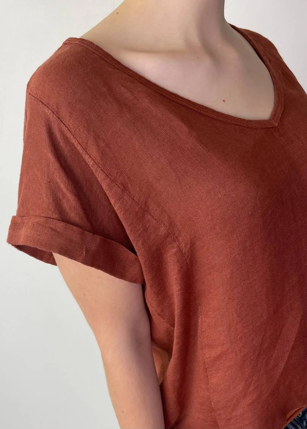TALIA BENSON Italian Linen T-Shirt With Band One Size - Brique