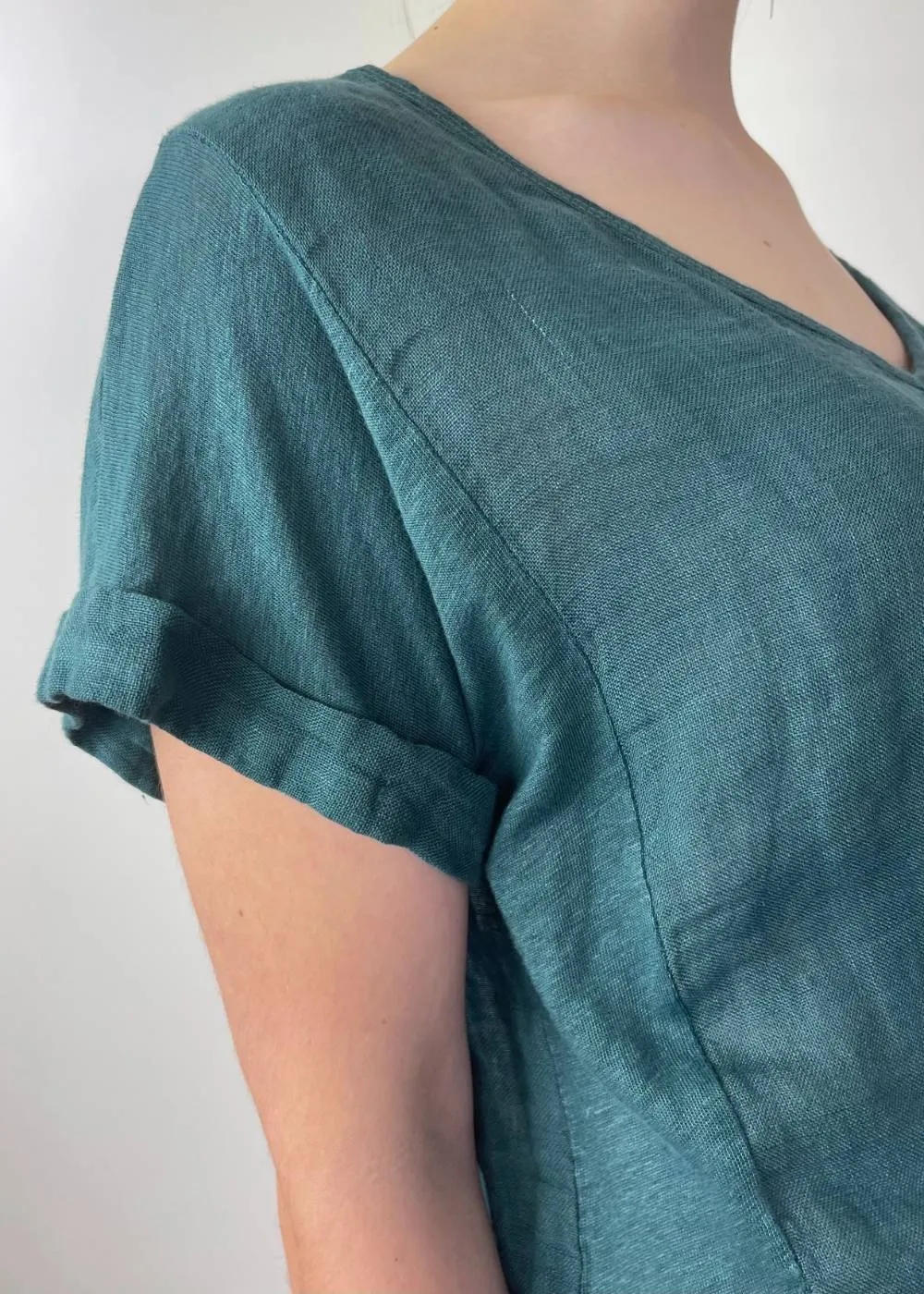 TALIA BENSON  Italian Linen T-Shirt With Band One Size - Teal