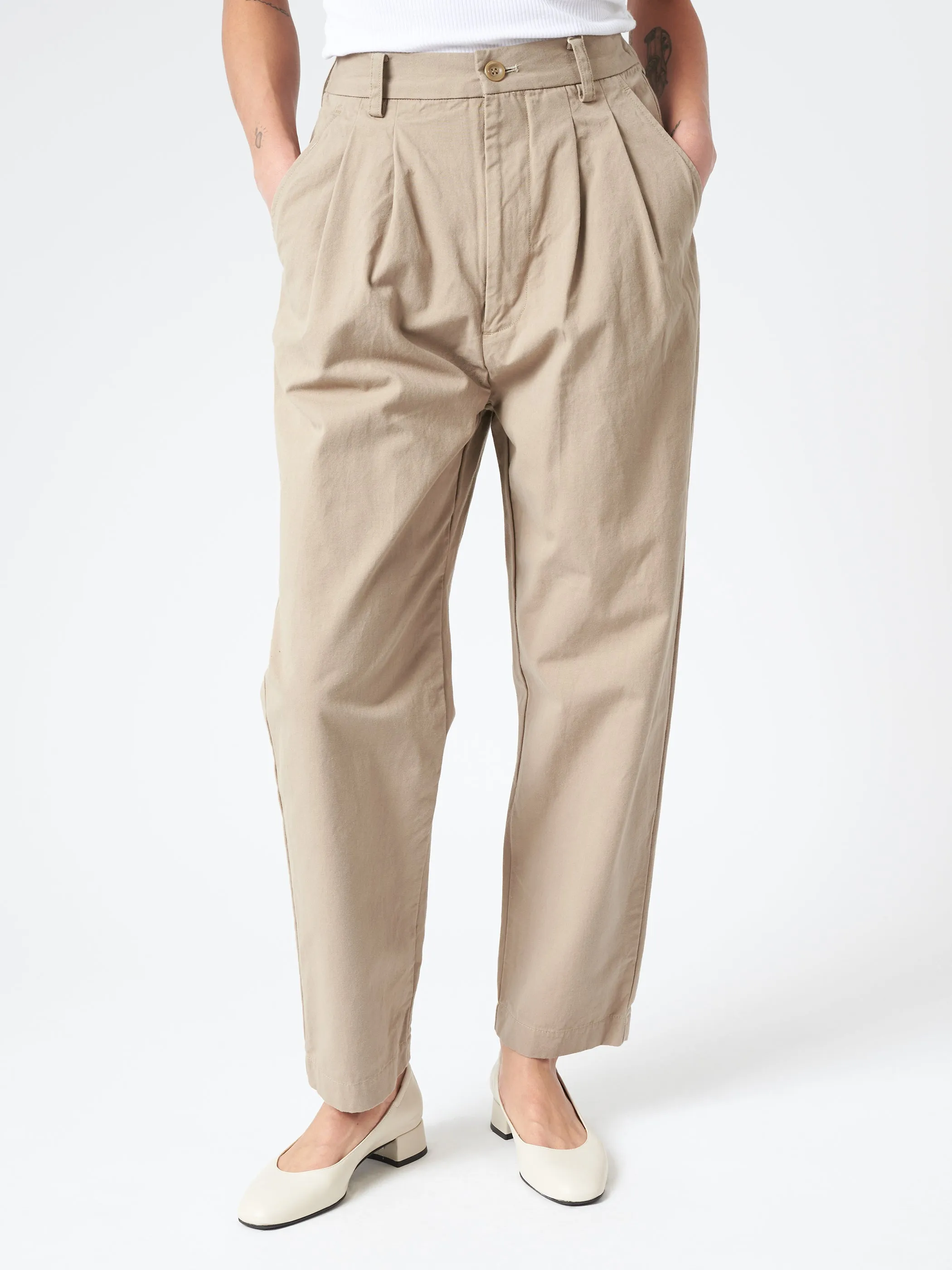 Tapered Tuck Pants
