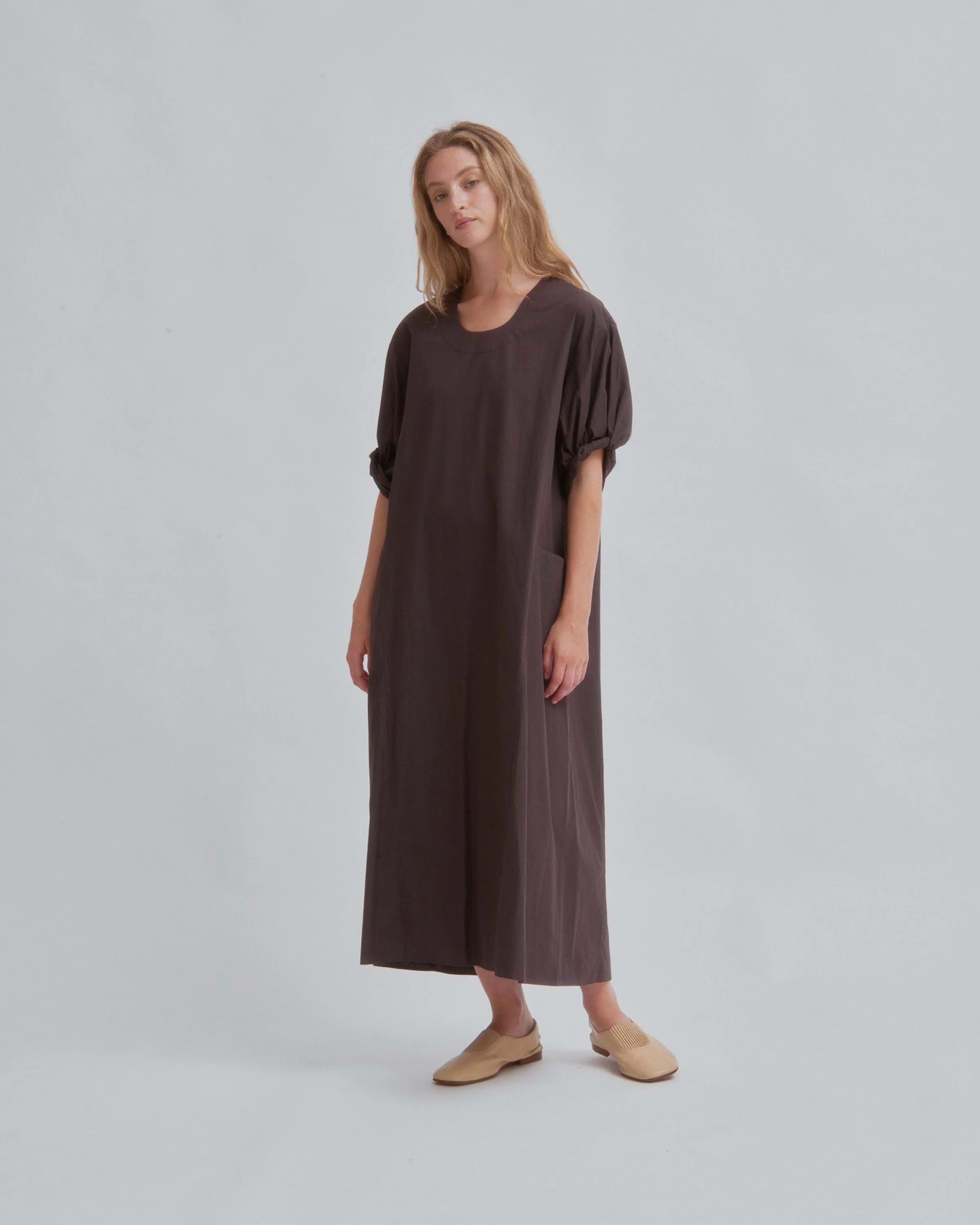 U-Neck Dress in Chocolate