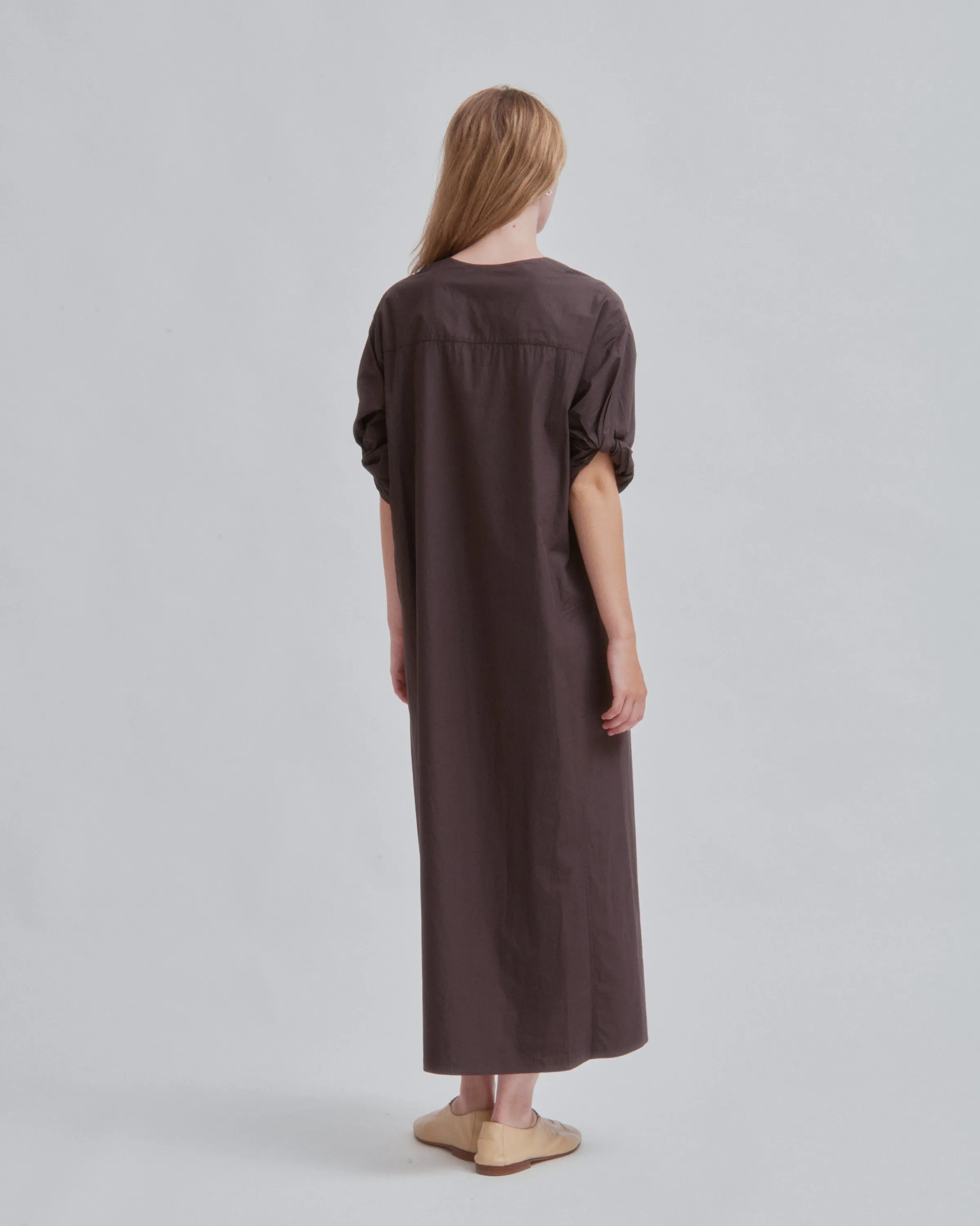 U-Neck Dress in Chocolate