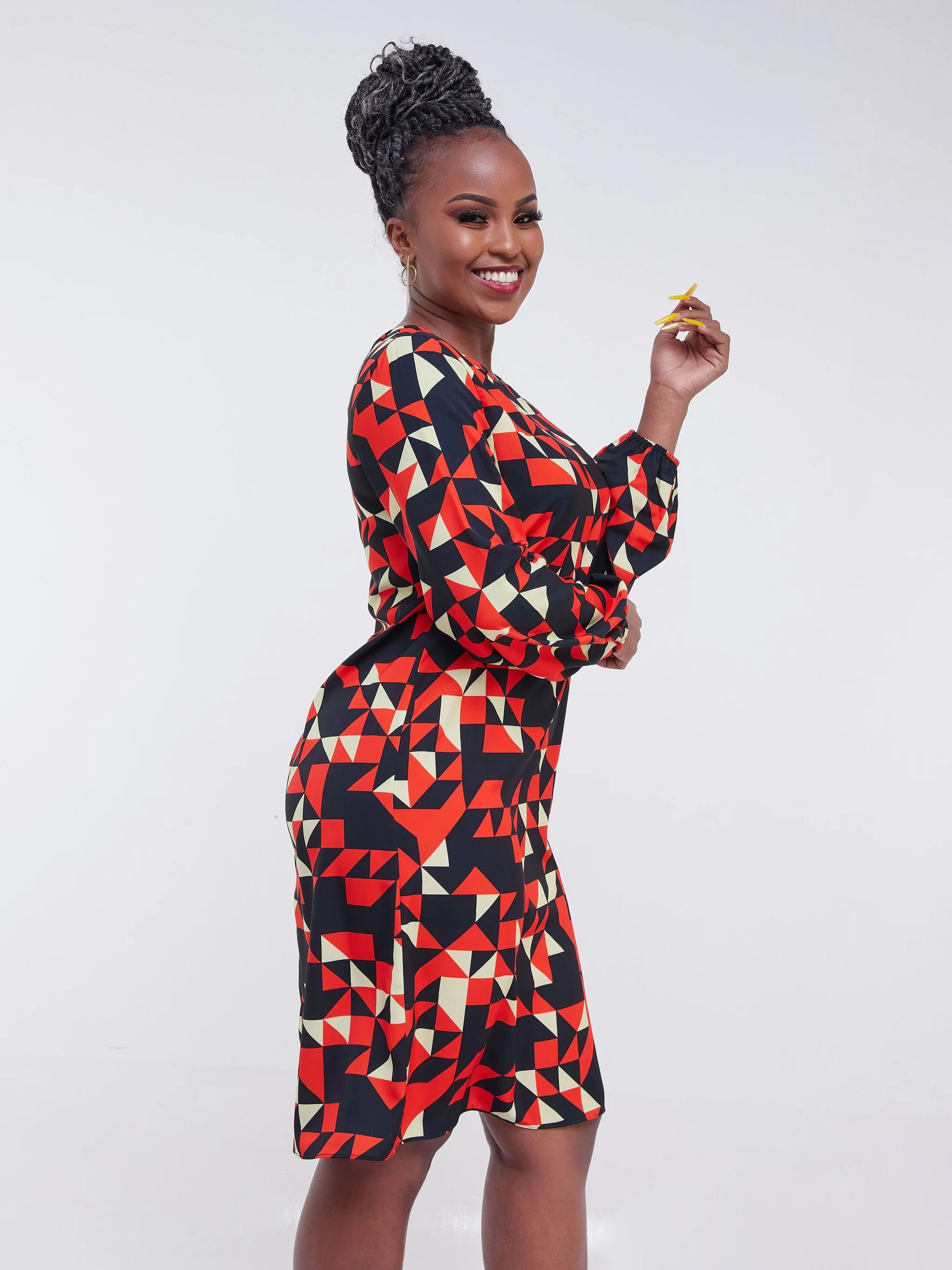 Vivo Jasiri Bishop Sleeve Shift Dress - Red / Black Geometric Print